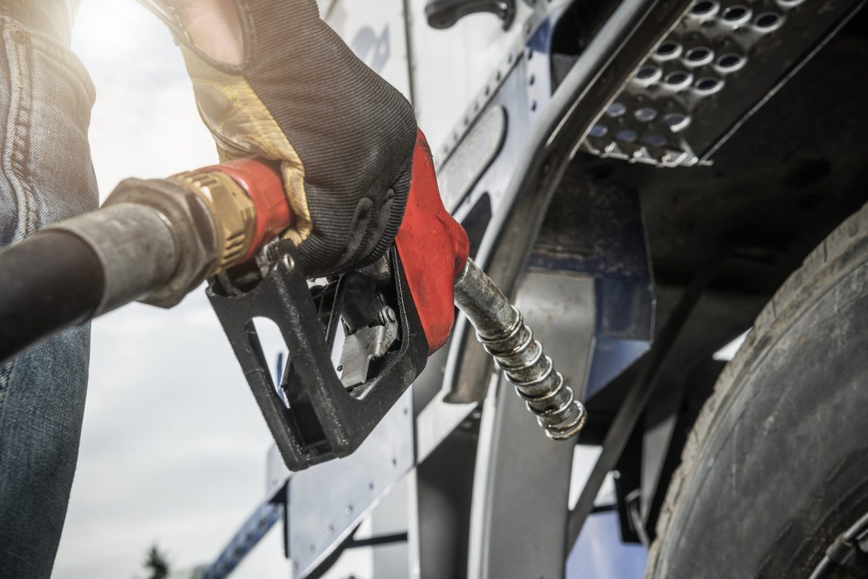 The causes and effects of soaring fuel costs on the trucking industry